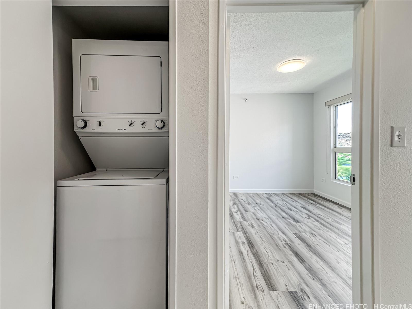 Country Club Village 5 condo # 1901, Honolulu, Hawaii - photo 18 of 24