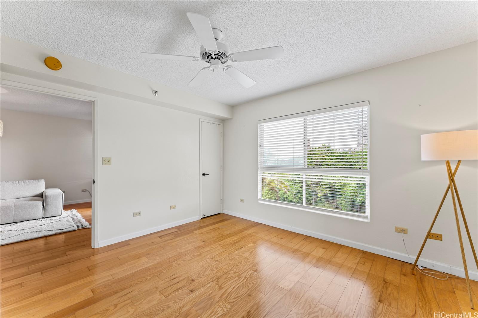 Country Club Village 5 condo # 206, Honolulu, Hawaii - photo 16 of 25