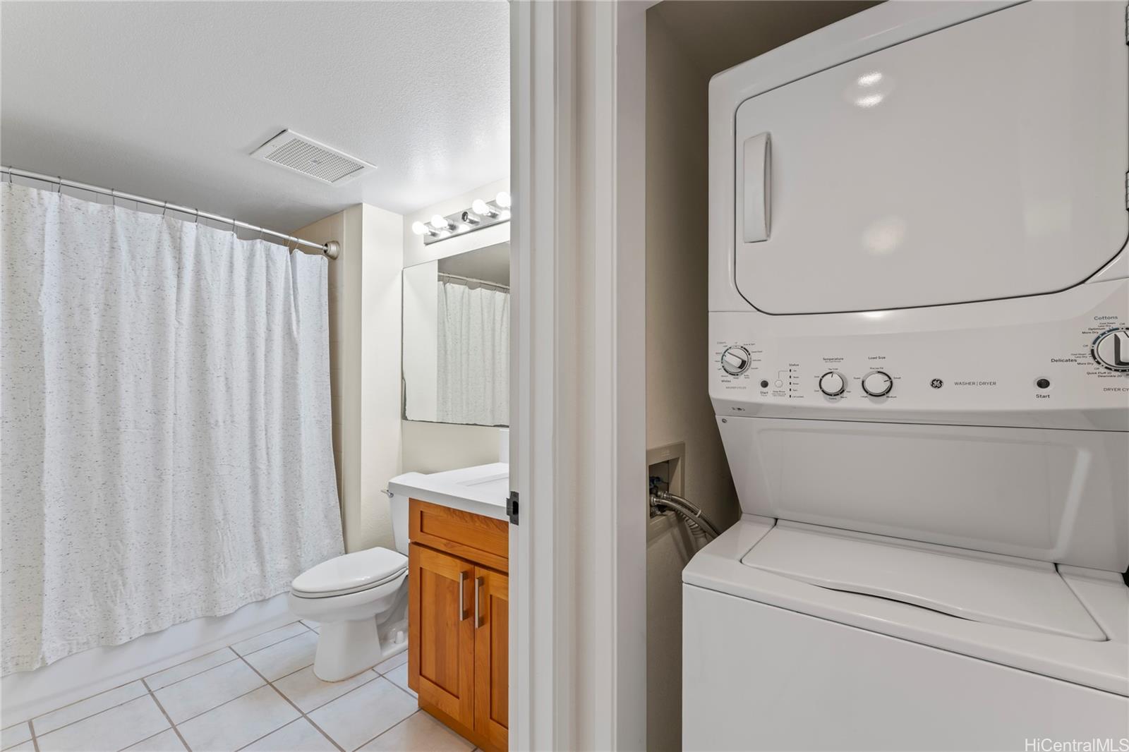 Country Club Village 5 condo # 206, Honolulu, Hawaii - photo 18 of 25