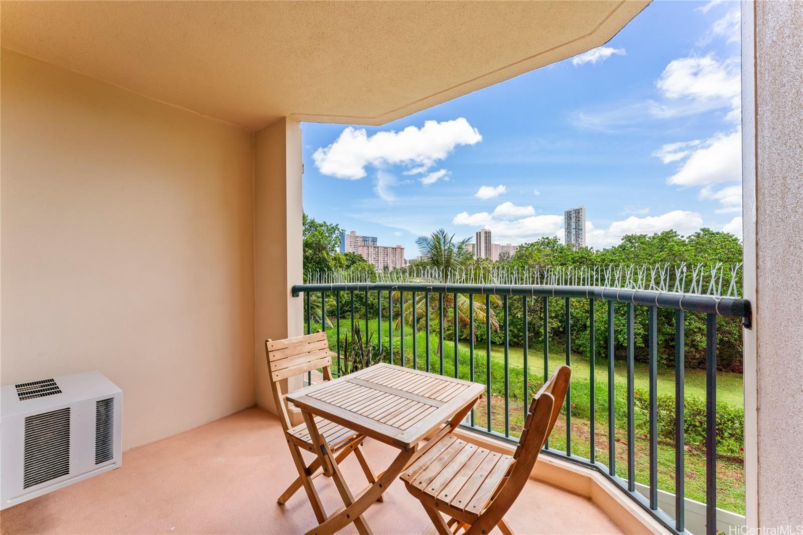Country Club Village 5 condo # 206, Honolulu, Hawaii - photo 19 of 25