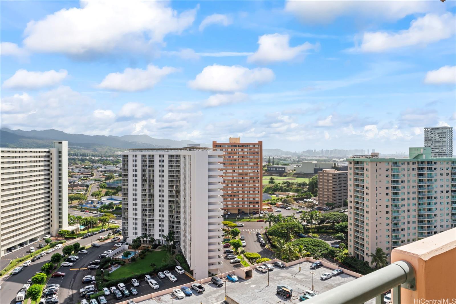 Country Club Village 5 condo # 2101, Honolulu, Hawaii - photo 10 of 25