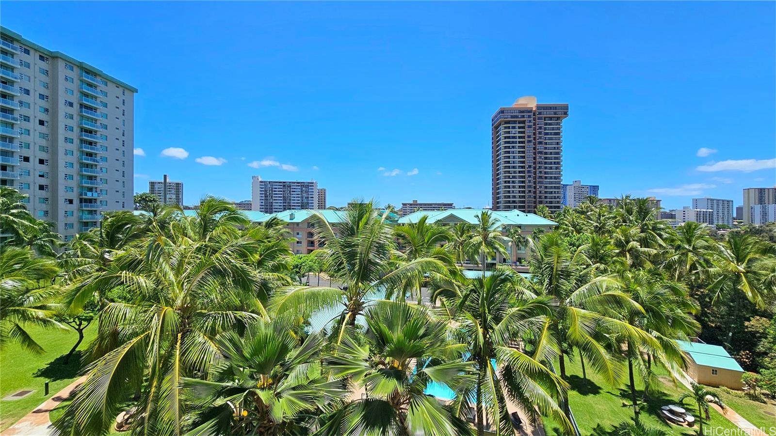Country Club Village 5 condo # 611, Honolulu, Hawaii - photo 22 of 23