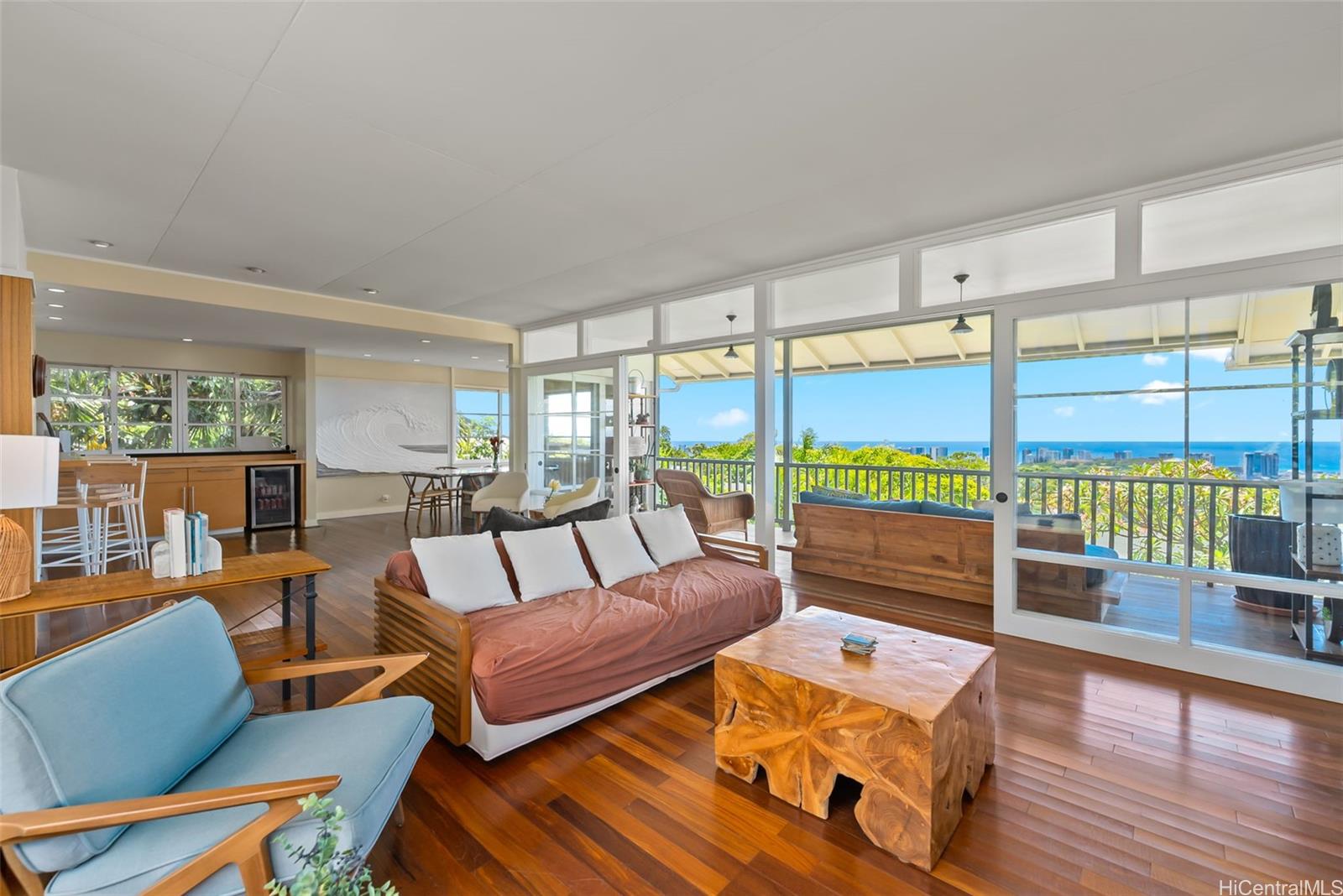 3075  Pacific Heights Road Pacific Heights, Honolulu home - photo 2 of 25