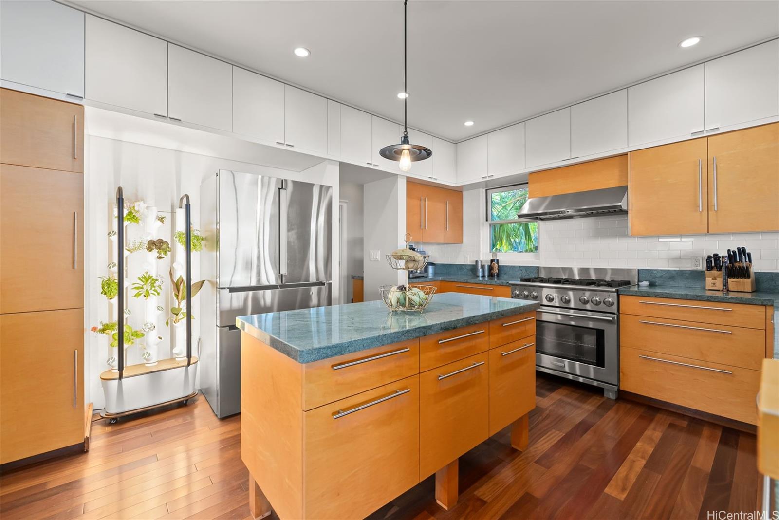 3075  Pacific Heights Road Pacific Heights, Honolulu home - photo 7 of 25