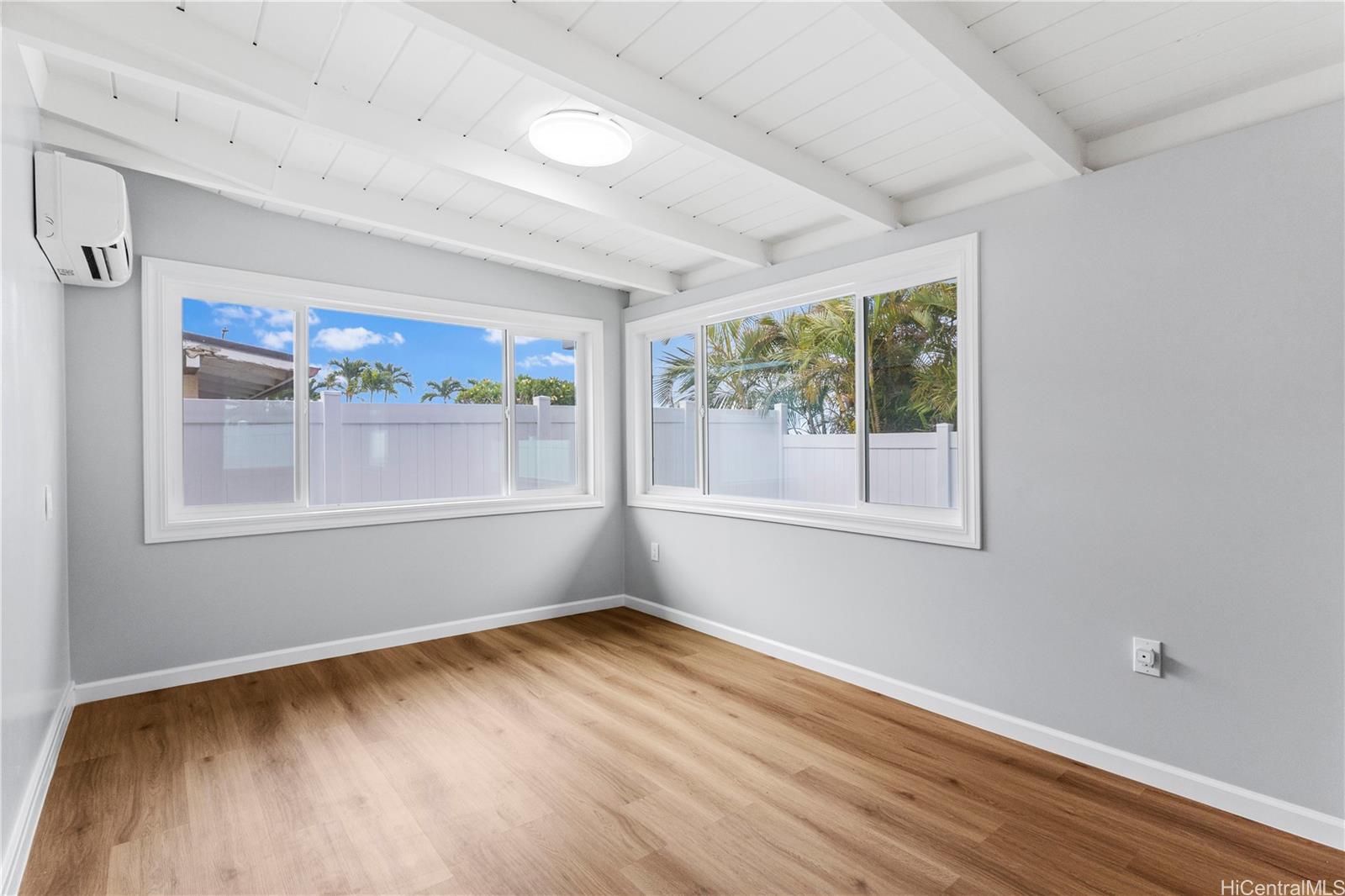 308  Hanakoa Street Koko Head Terrace, Hawaii Kai home - photo 22 of 25