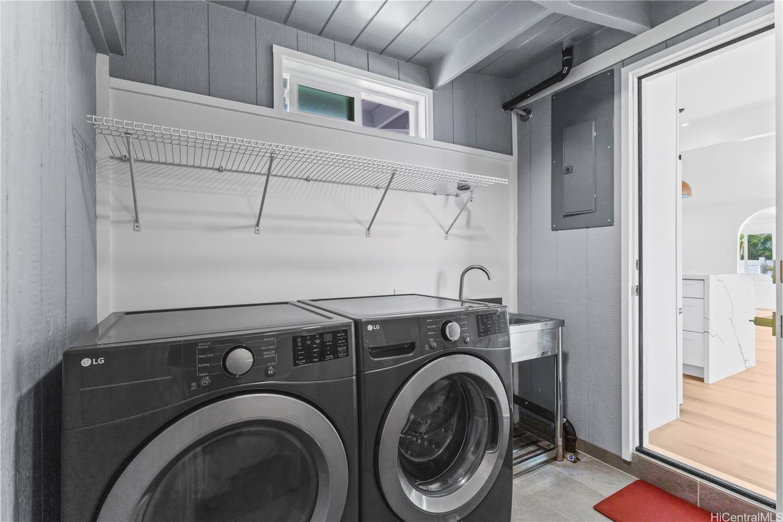 308  Hanakoa Street Koko Head Terrace, Hawaii Kai home - photo 24 of 25