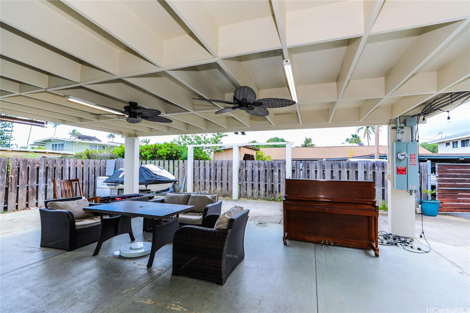 308 Maluniu Ave Kailua - Rental - photo 22 of 23