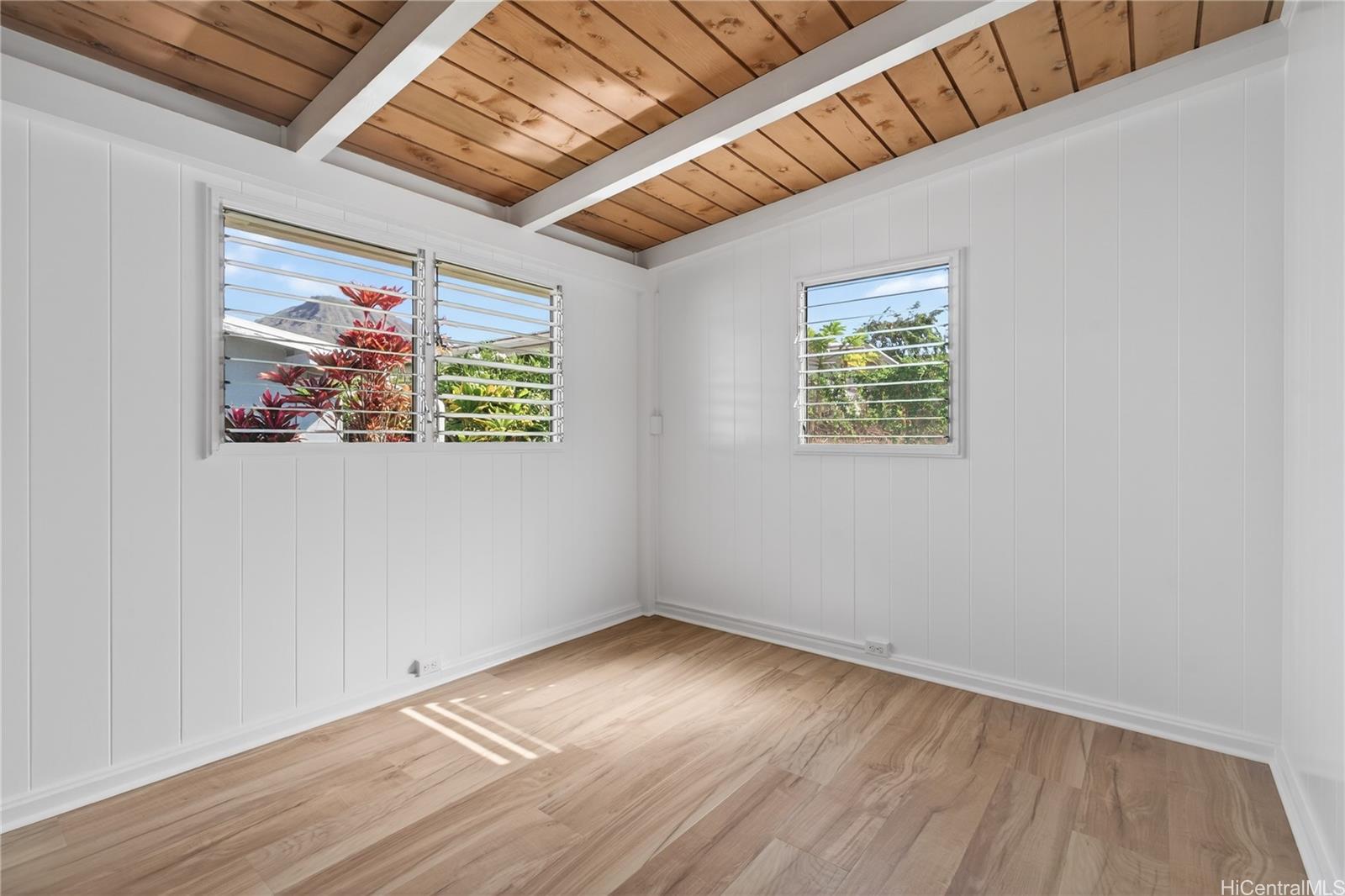 309  Hanakapiai Street Koko Head Terrace, Hawaii Kai home - photo 16 of 22