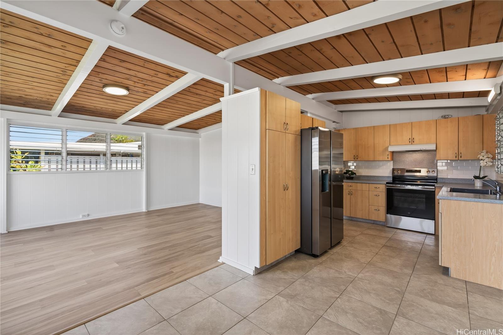 309  Hanakapiai Street Koko Head Terrace, Hawaii Kai home - photo 6 of 22