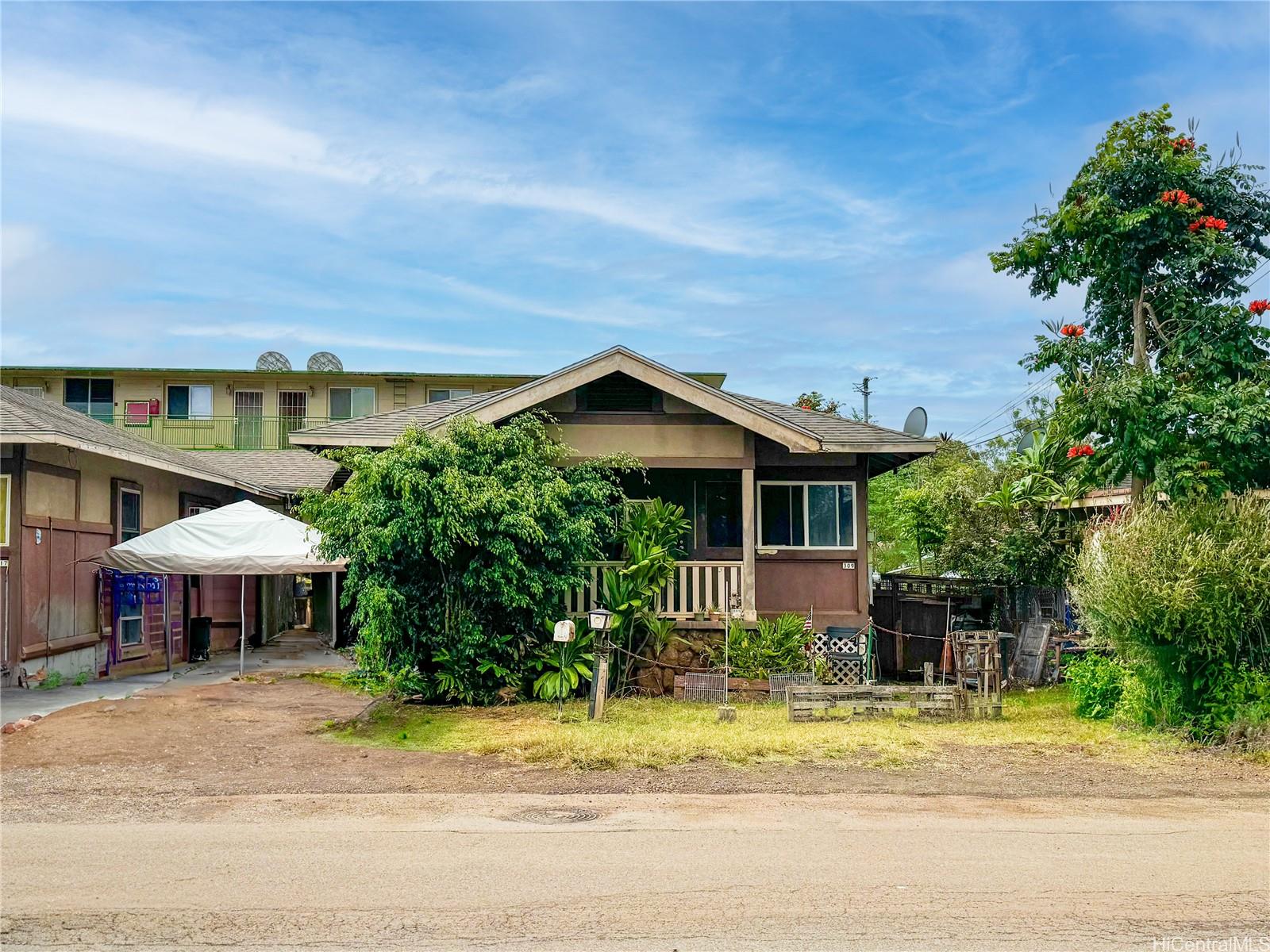 309 Olive Ave WAHIAWA - Multi-family - photo 2 of 4