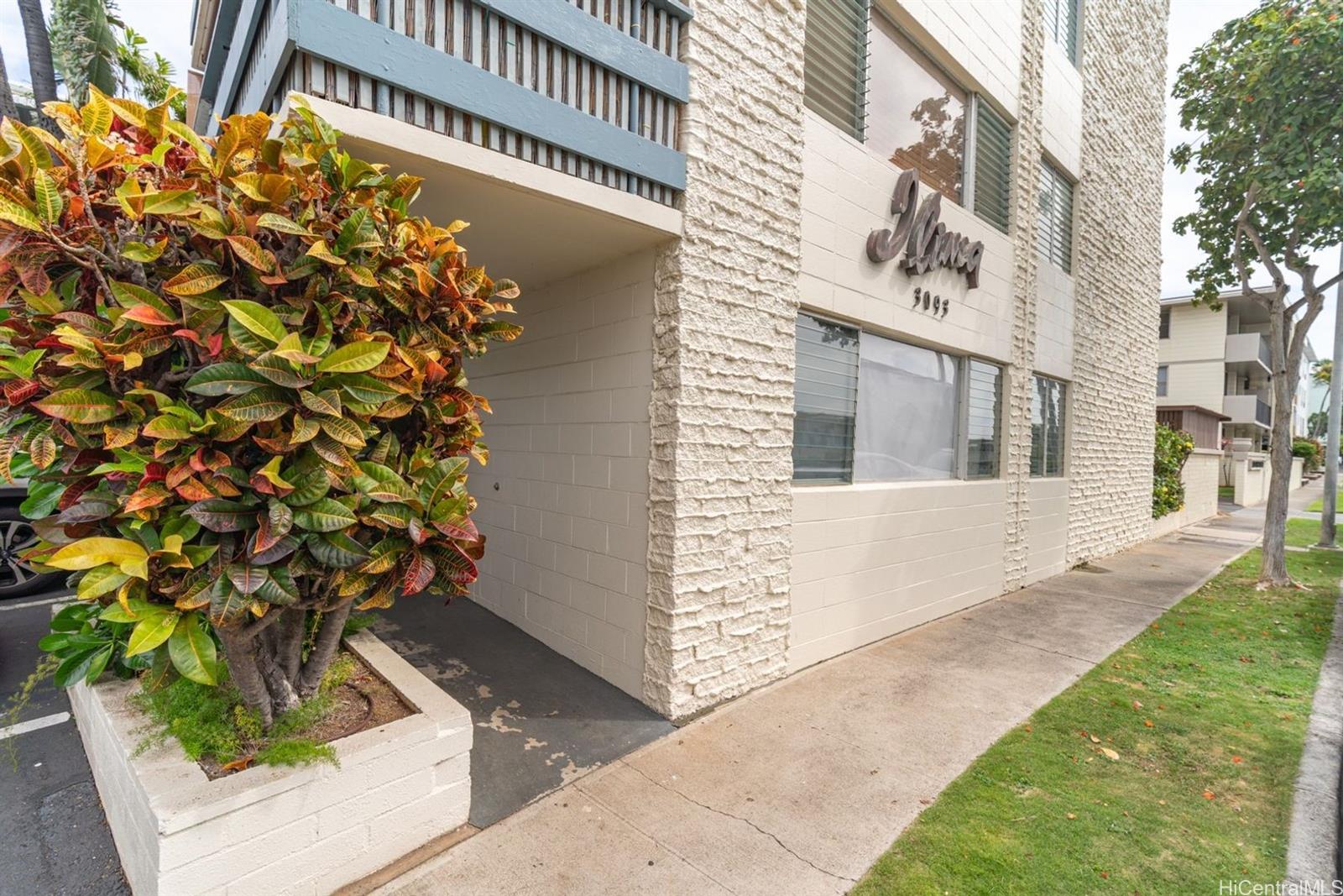 3093 Pualei Circle 202 Honolulu Hawaii Rental