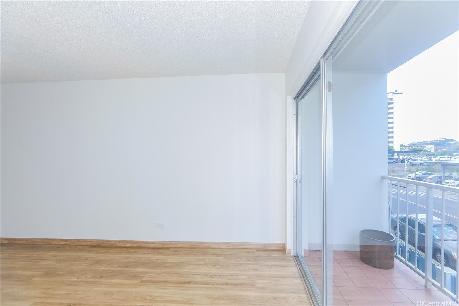 Kamaaina Hale condo # 204, Honolulu, Hawaii - photo 7 of 16