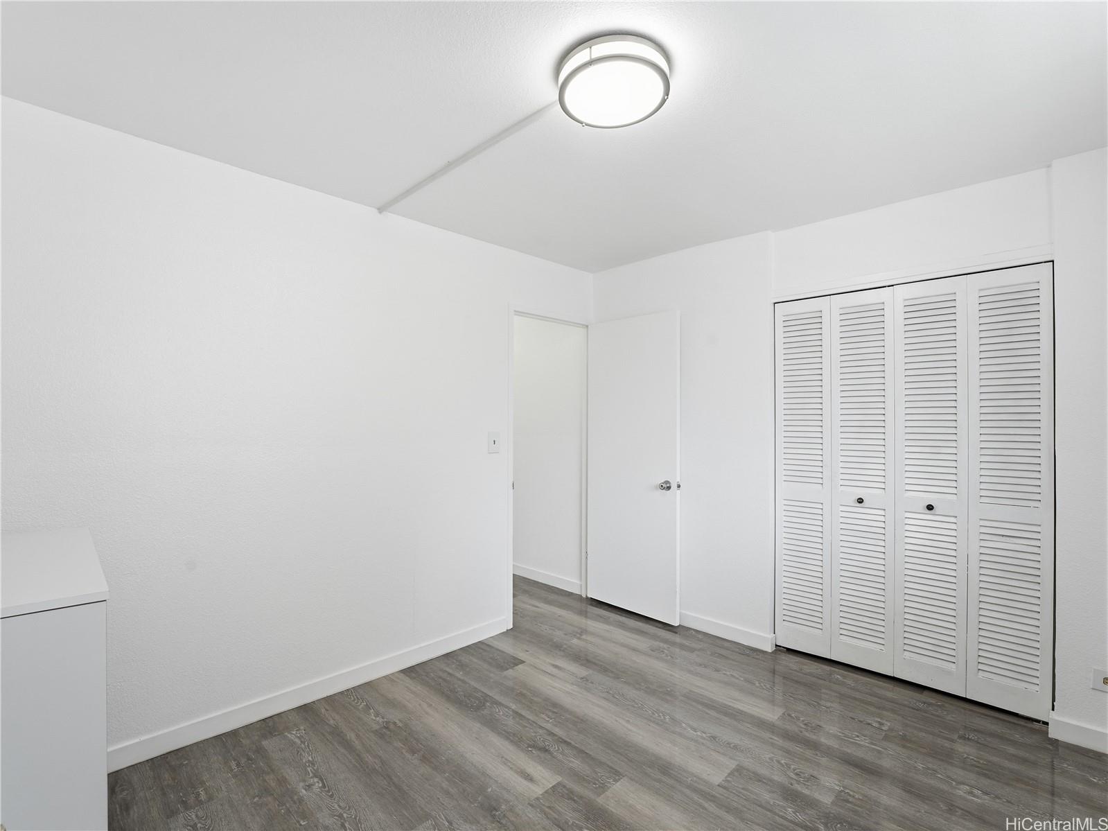 Kamaaina Hale condo # 403, Honolulu, Hawaii - photo 11 of 17