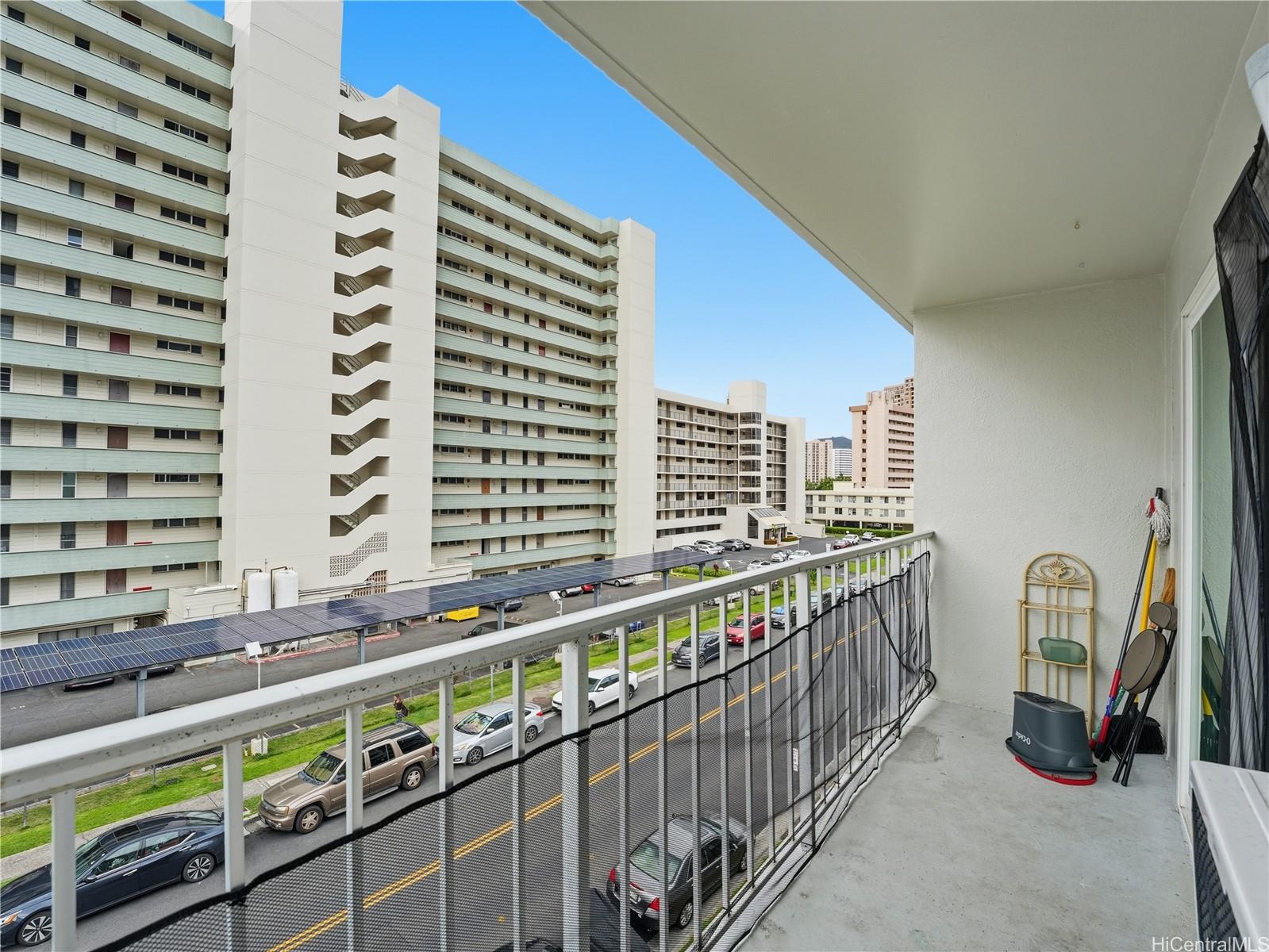 Kamaaina Hale condo # 403, Honolulu, Hawaii - photo 13 of 17