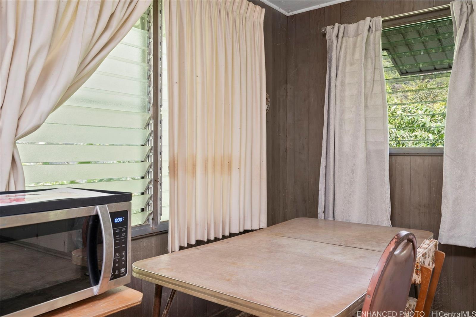 3095  Numana Road Kalihi Valley, Honolulu home - photo 11 of 14