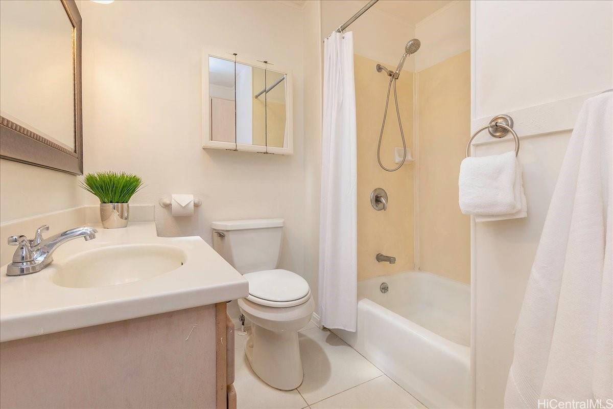 3098  Manoa Road Manoa Area, Honolulu home - photo 19 of 25