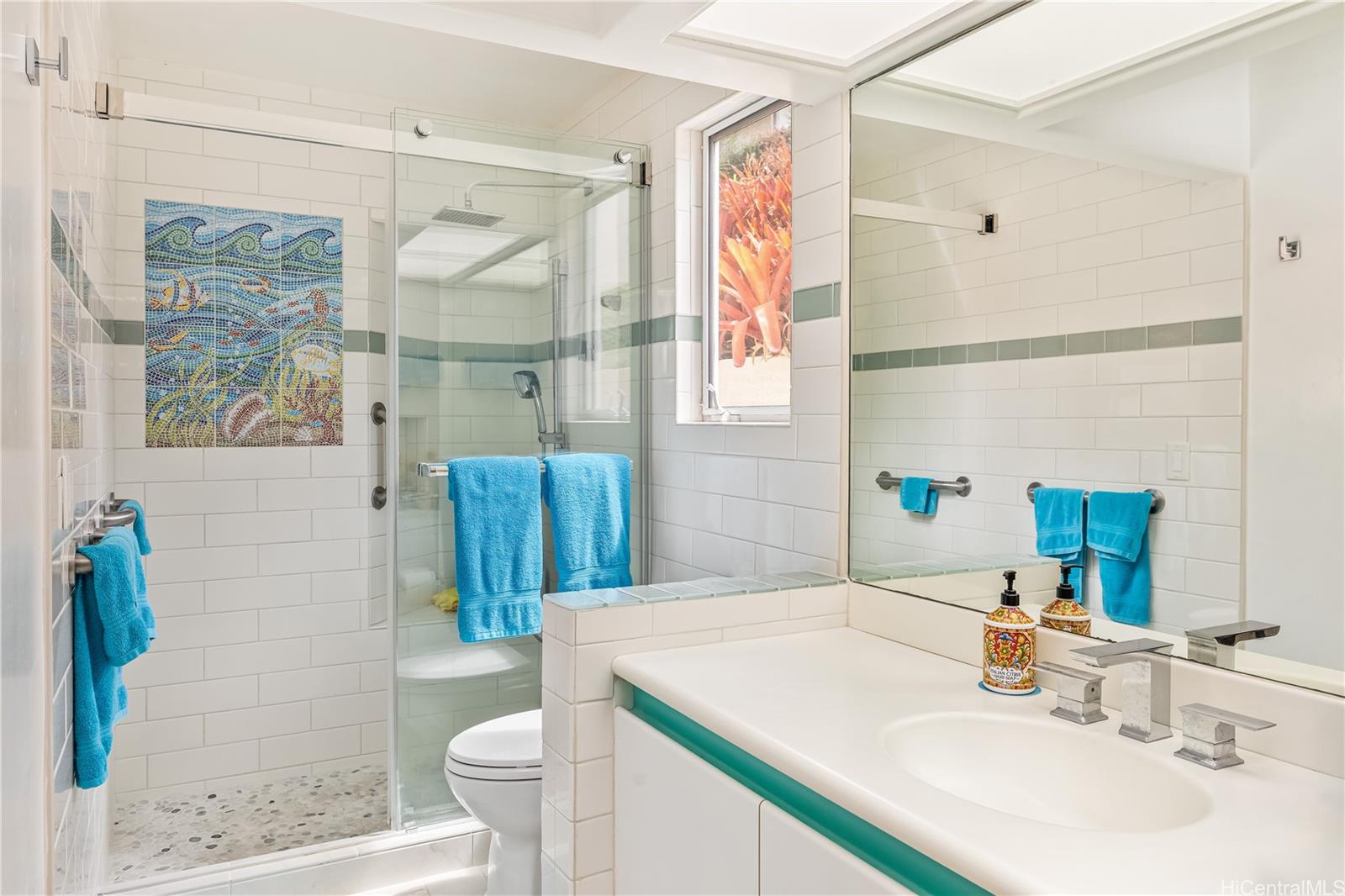 31  Poipu Drive Koko Kai, Hawaii Kai home - photo 11 of 25