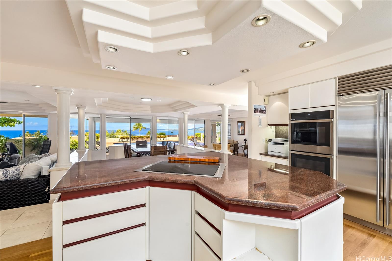 31  Poipu Drive Koko Kai, Hawaii Kai home - photo 9 of 25