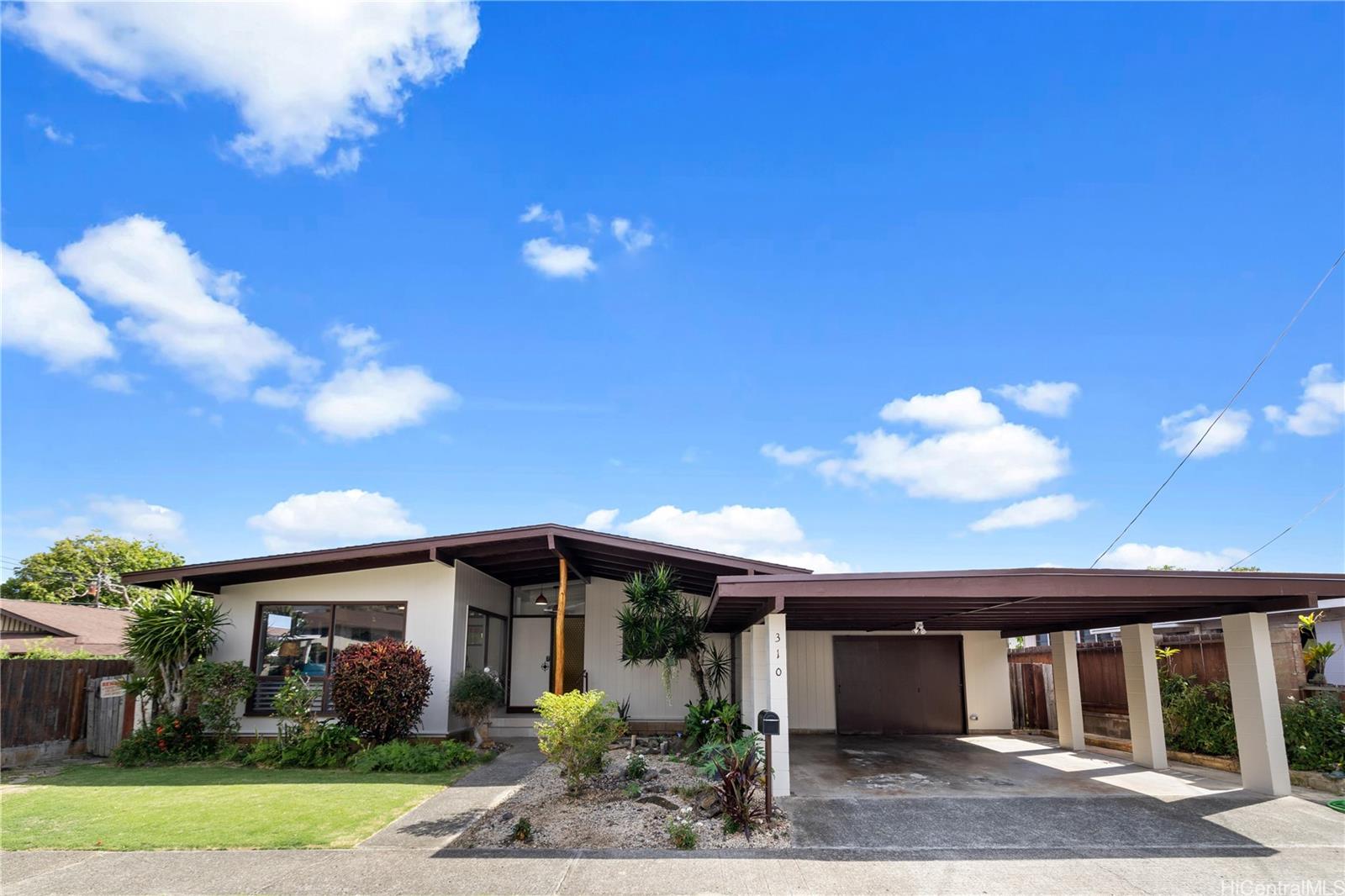 310  Anolike Street Niu Valley, Diamond Head home - photo 2 of 25