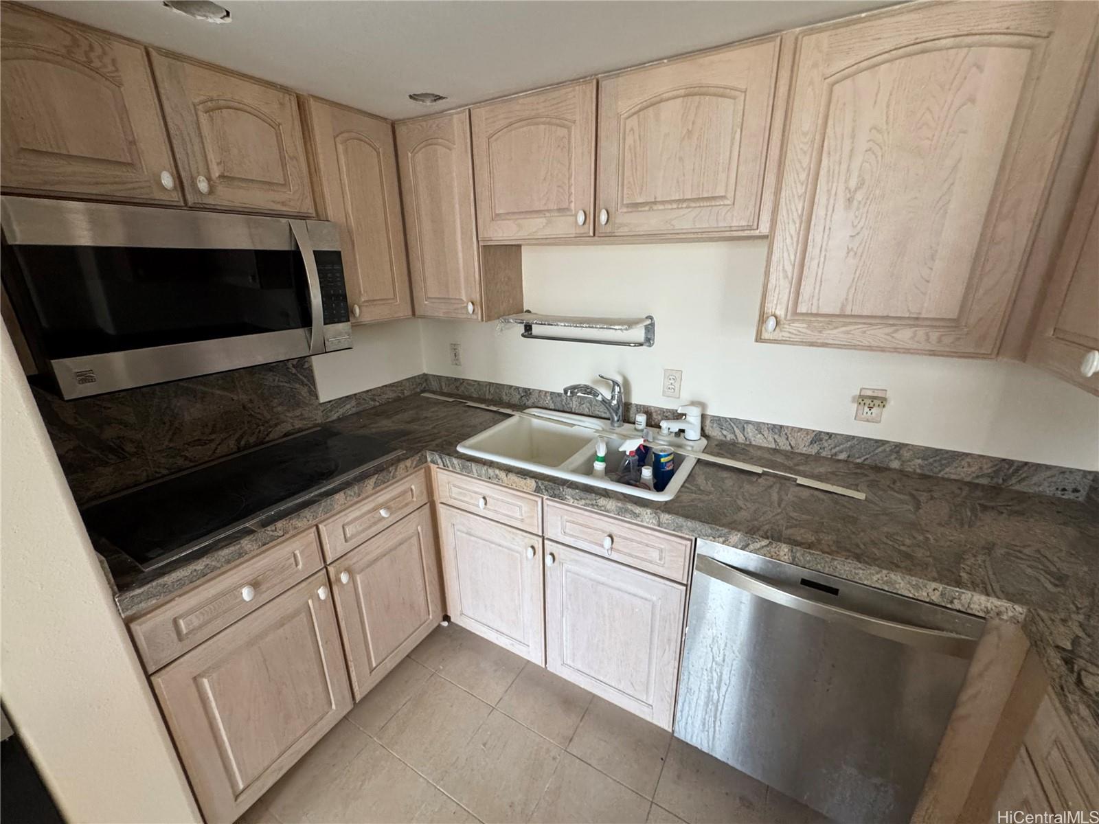 Leisure Heritage condo # 2, Honolulu, Hawaii - photo 5 of 21