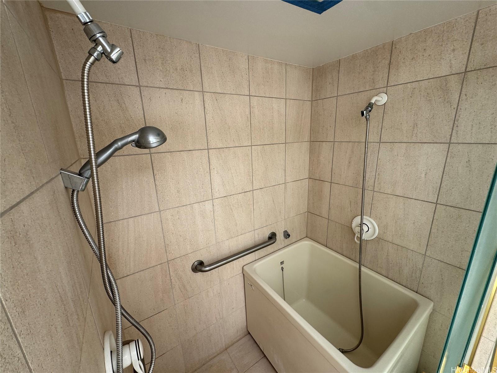 Leisure Heritage condo # 2, Honolulu, Hawaii - photo 8 of 21