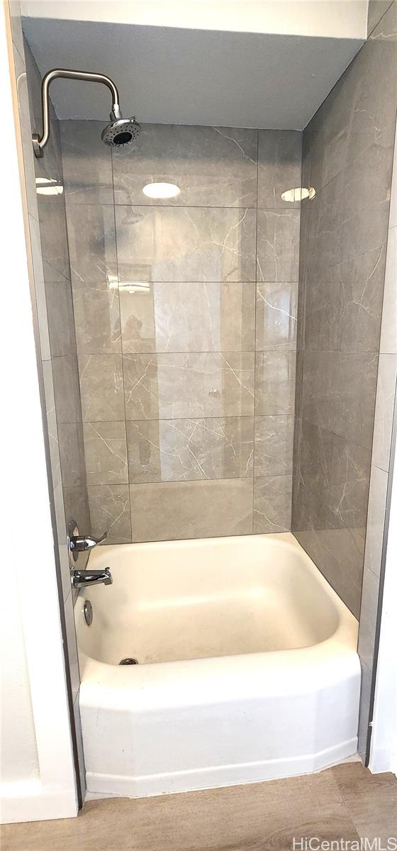 3111 Pualei Cir Honolulu - Rental - photo 22 of 23