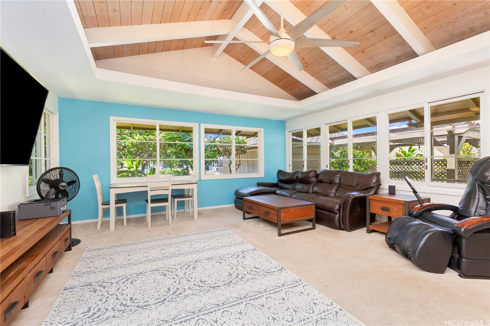 3115 Kaunaoa Street Honolulu - Multi-family - photo 7 of 25