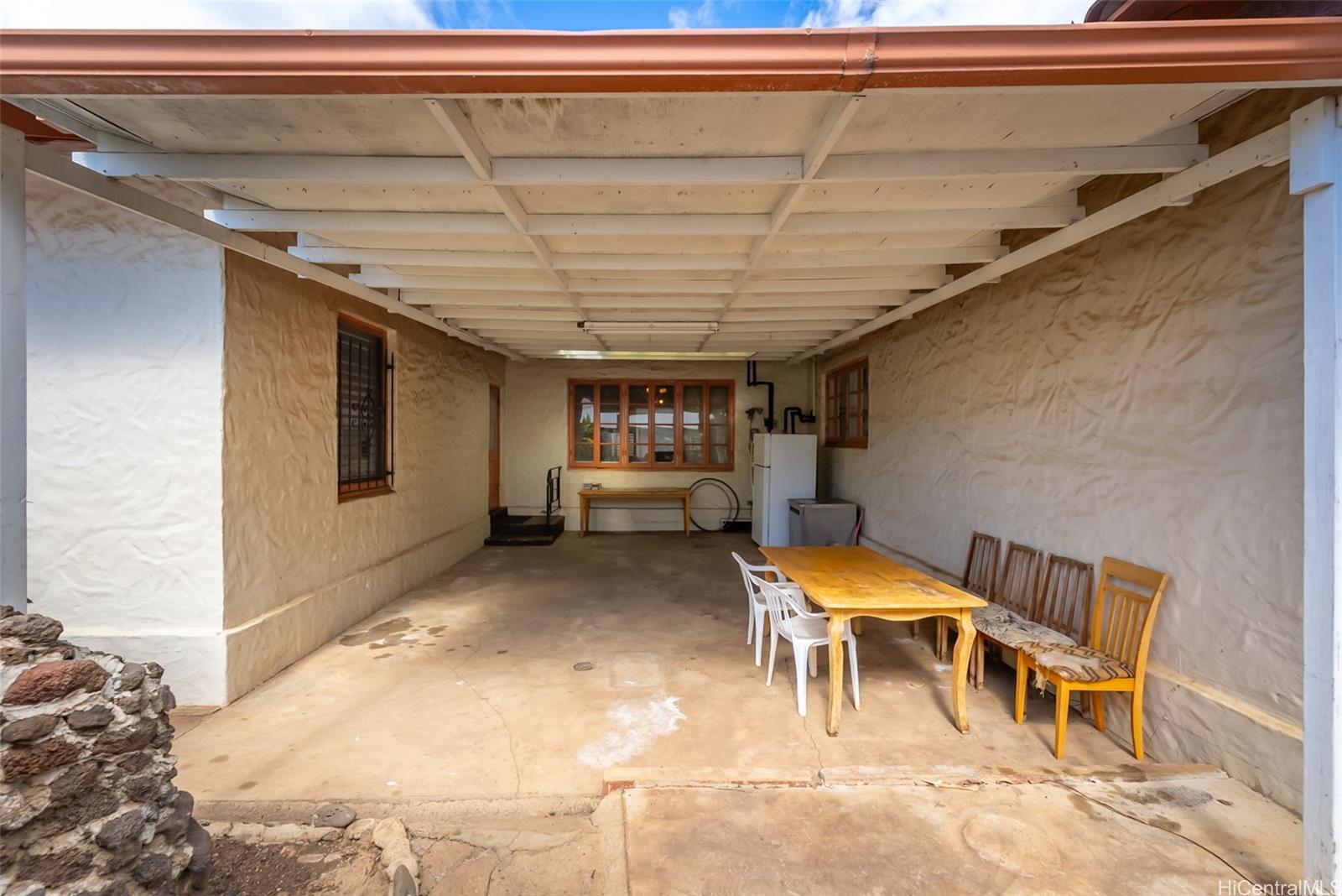 3115  Makini Street Kapahulu, Diamond Head home - photo 18 of 25