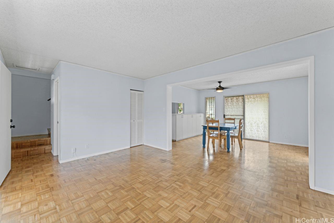 3117  Hunter Street Kapahulu, Diamond Head home - photo 10 of 25