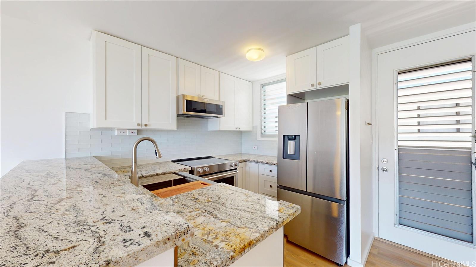 Diamond Head Terrace condo # 22, Honolulu, Hawaii - photo 2 of 25