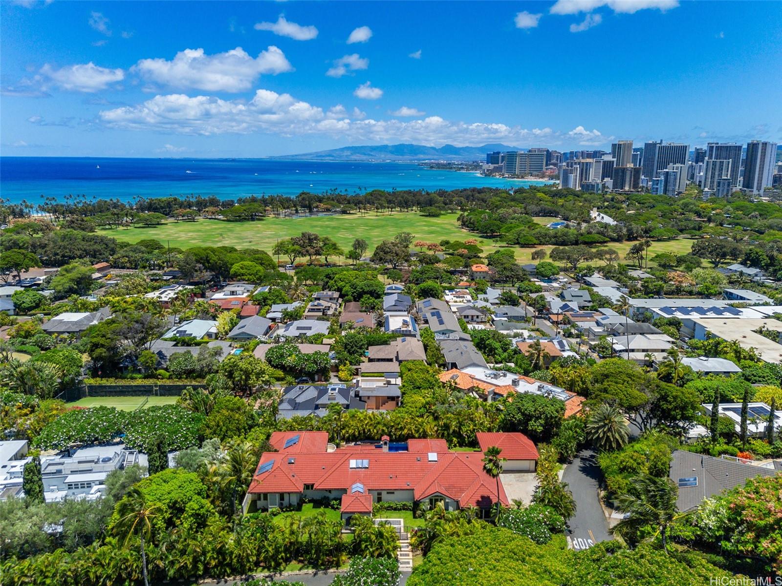 3124  Noela Drive Diamond Head, Diamond Head home - photo 2 of 25