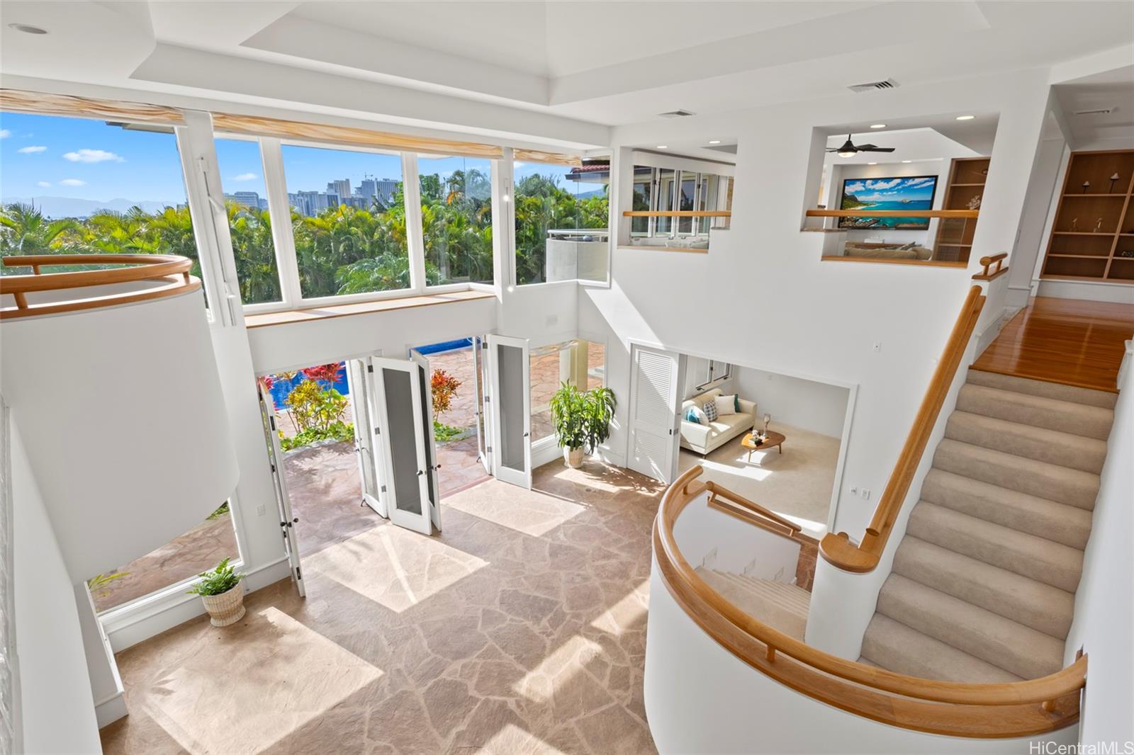 3124  Noela Drive Diamond Head, Diamond Head home - photo 18 of 25