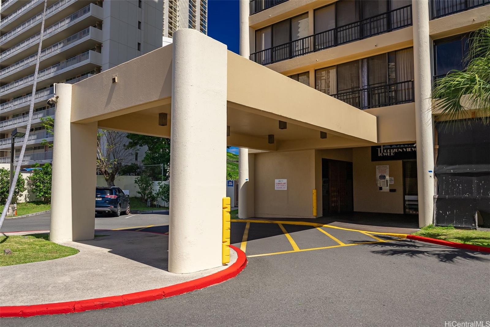 Horizon View Tower condo # 18C, Honolulu, Hawaii - photo 17 of 18