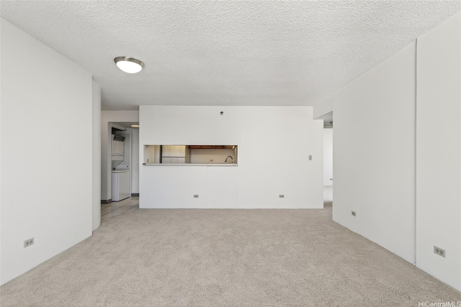 Horizon View Tower condo # 18C, Honolulu, Hawaii - photo 4 of 18