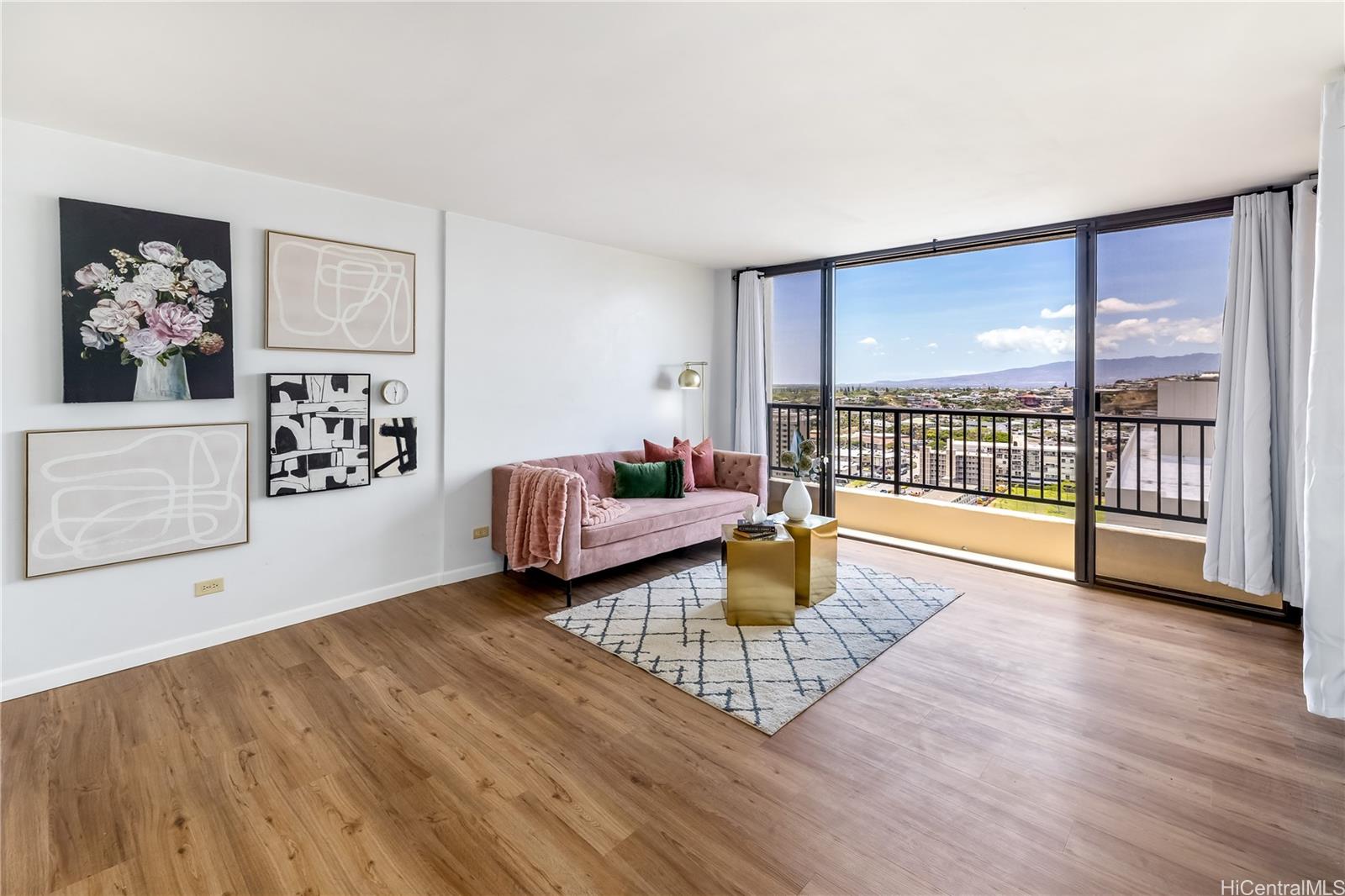 Horizon View Tower condo # 21C, Honolulu, Hawaii - photo 5 of 21