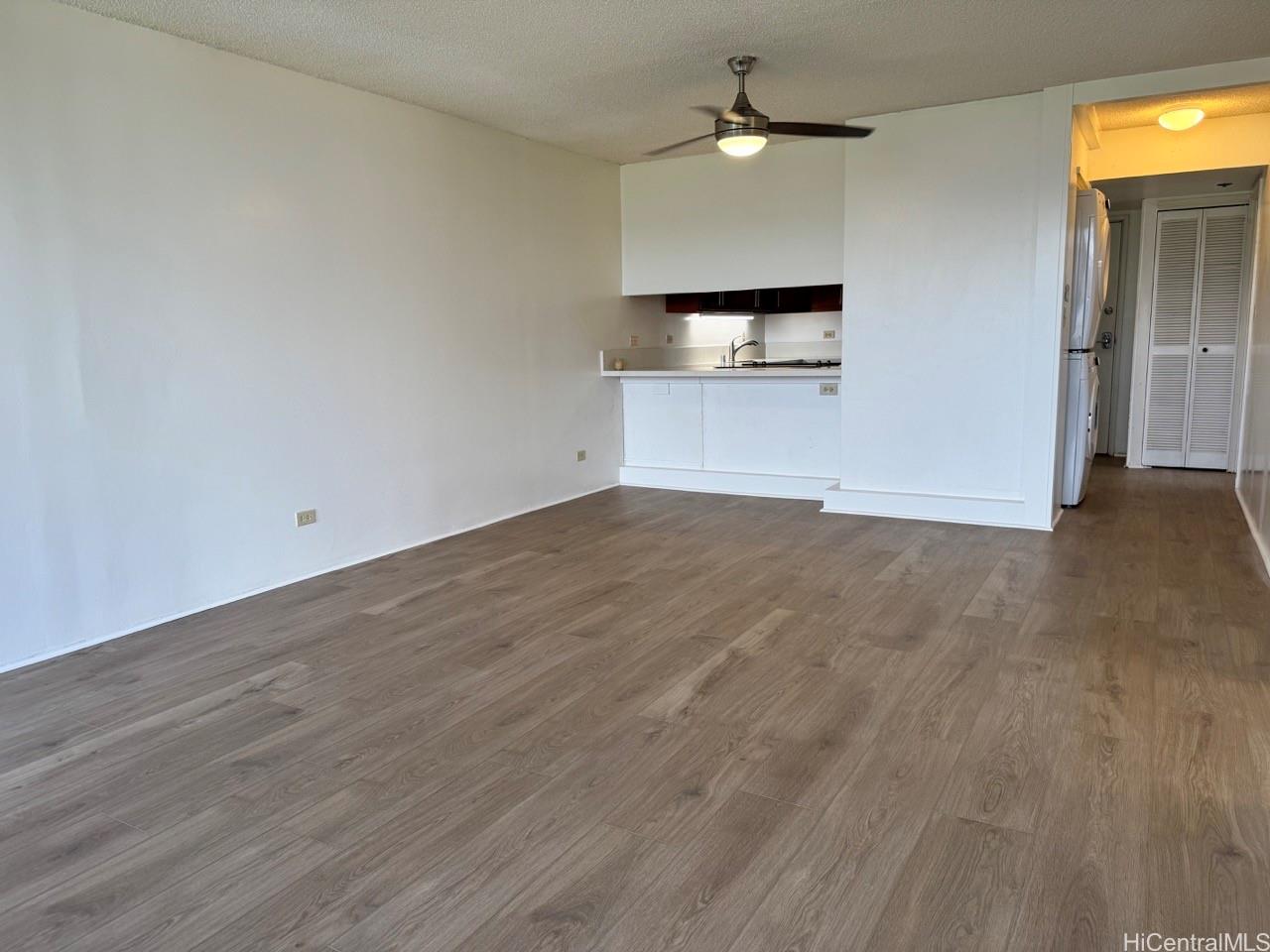 Horizon View Tower condo # 22A, Honolulu, Hawaii - photo 3 of 19