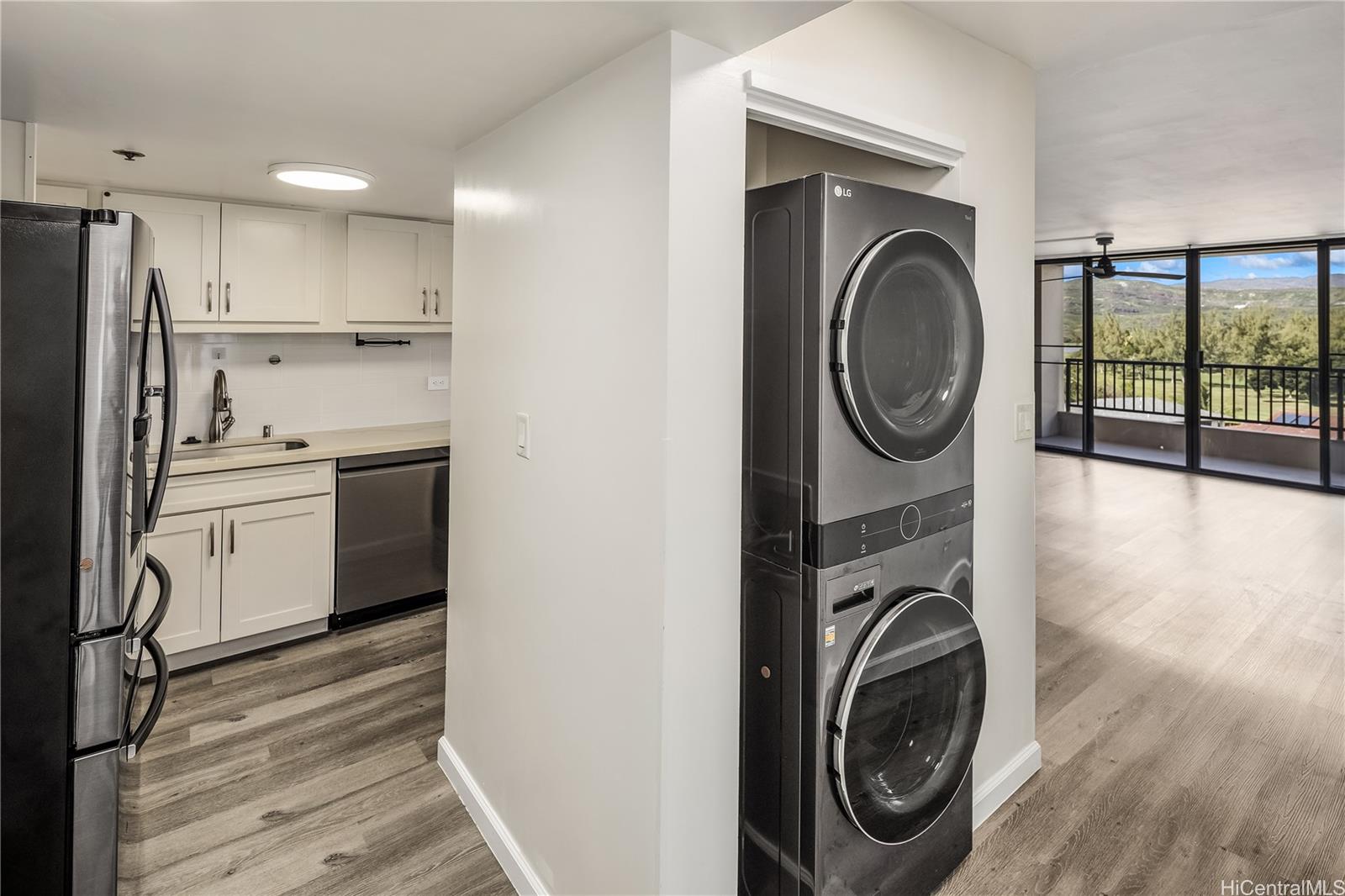 Horizon View Tower condo # 5B, Honolulu, Hawaii - photo 2 of 23