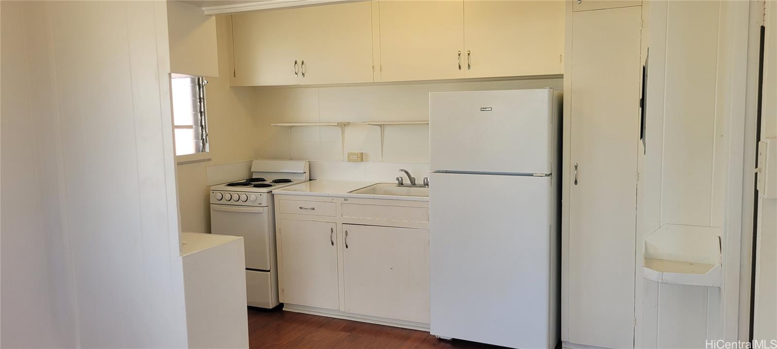 3133 Brokaw Street Honolulu - Rental - photo 4 of 11