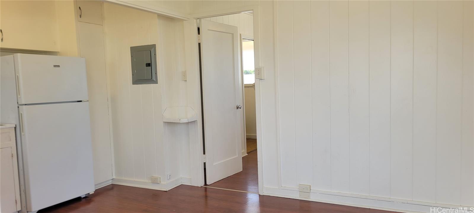 3133 Brokaw Street Honolulu - Rental - photo 5 of 11