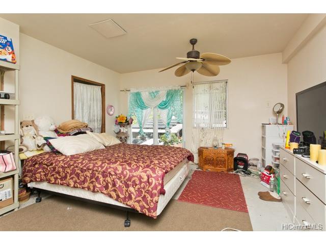 3133  Nihi St Kalihi Valley, Honolulu home - photo 9 of 10