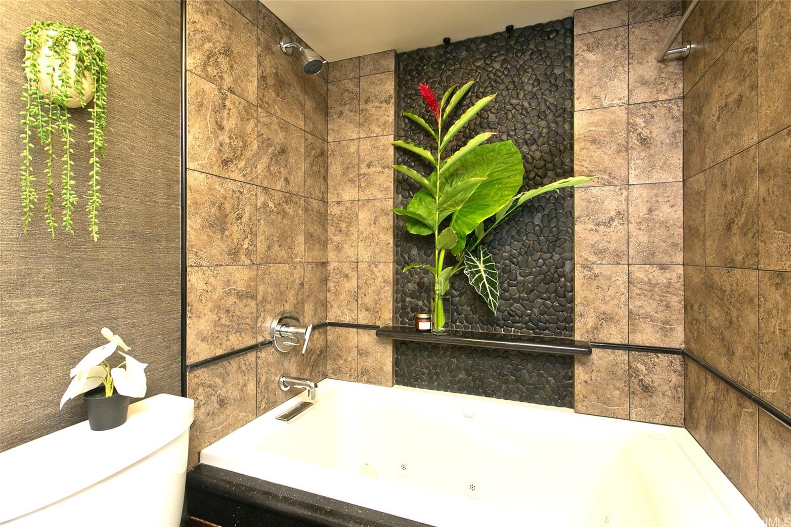 Regency Park condo # 1114, Honolulu, Hawaii - photo 14 of 24