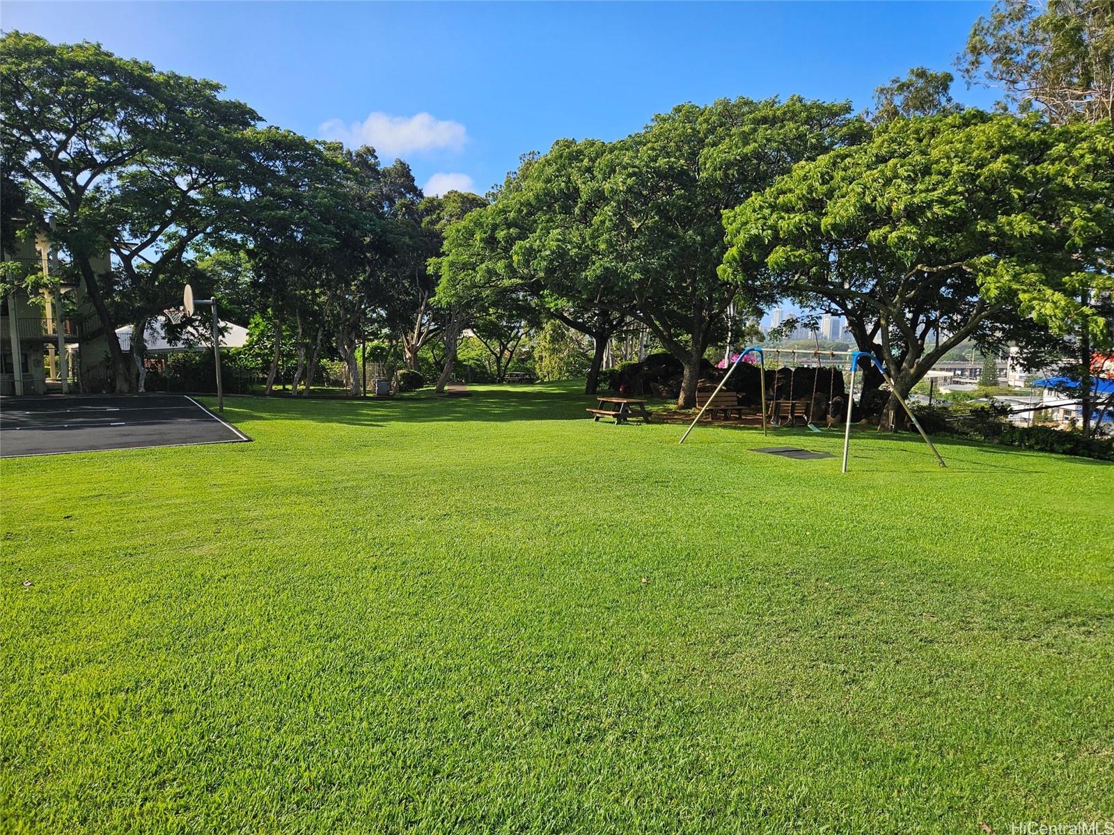 Regency Park condo # 1114, Honolulu, Hawaii - photo 23 of 24