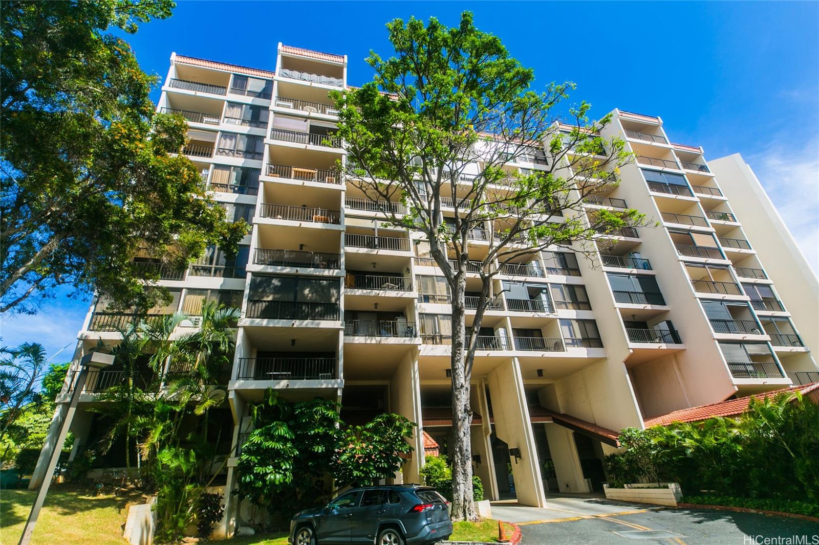 Regency Park condo # 114, Honolulu, Hawaii - photo 18 of 25