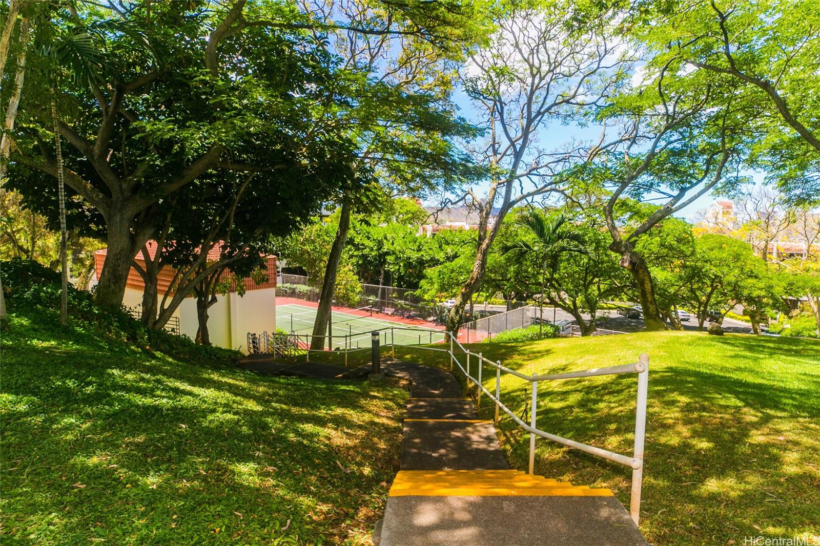 Regency Park condo # 114, Honolulu, Hawaii - photo 20 of 25