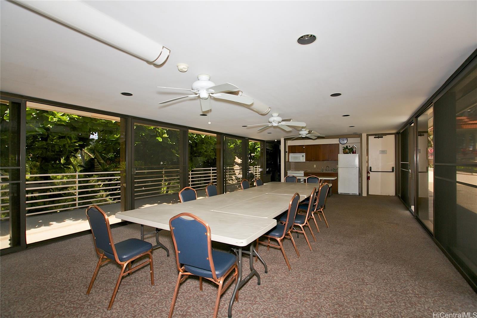 Regency Park condo # 114, Honolulu, Hawaii - photo 25 of 25