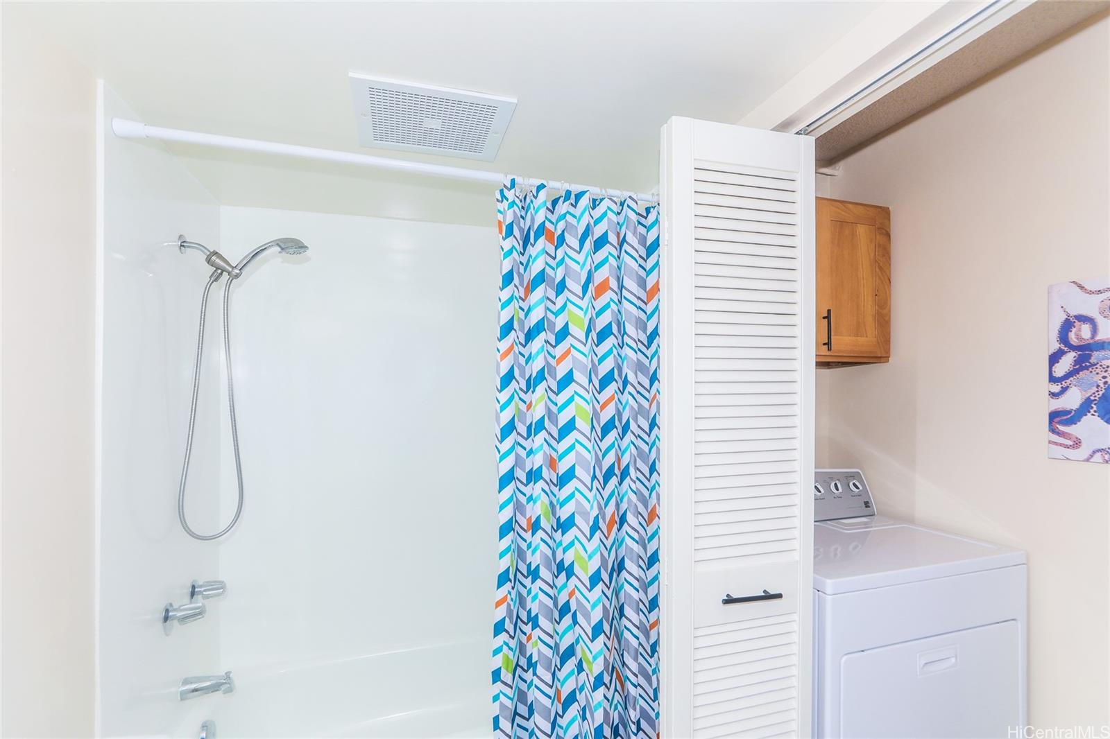 Regency Park condo # 114, Honolulu, Hawaii - photo 15 of 24