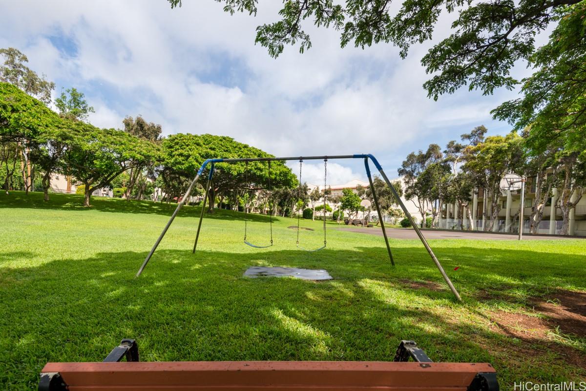 Regency Park condo # 136, Honolulu, Hawaii - photo 16 of 18