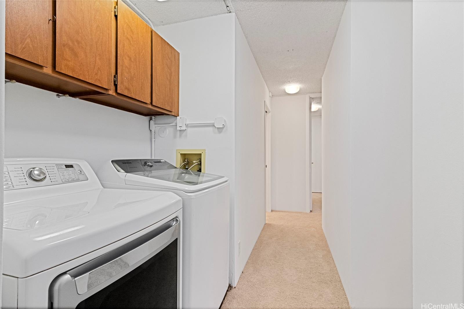 Regency Park condo # 136, Honolulu, Hawaii - photo 5 of 15