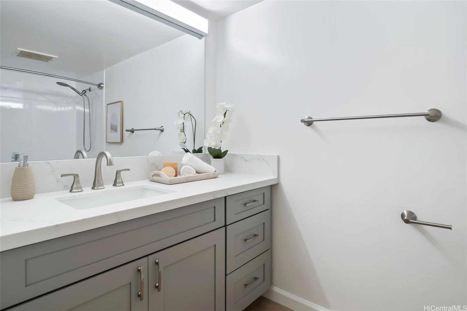 REGENCY PARK condo # 217, Honolulu, Hawaii - photo 14 of 25