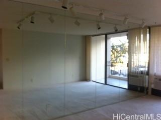 3138 Waialae Ave Honolulu - Rental - photo 3 of 10